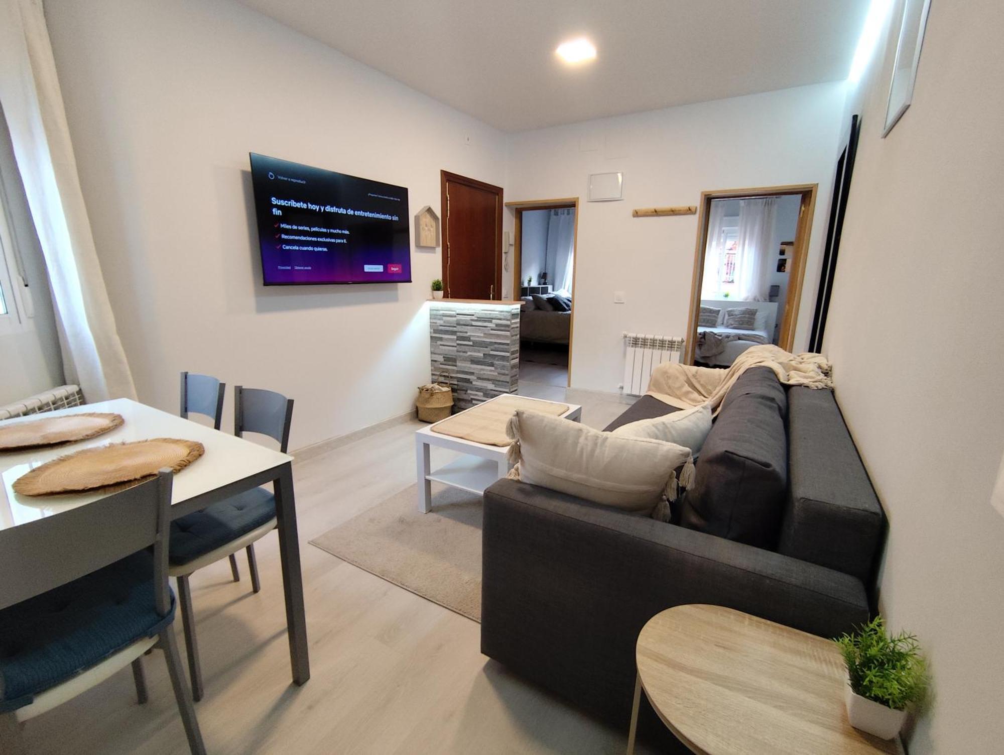 Cozy Apartment In The Heart Of Мадрид Экстерьер фото